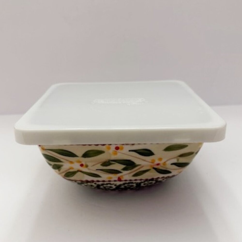 Temp-Tations by Tara Old World Green 6" Square Bowl w/ Lid Bakeware 1.0 Qt. - Picture 2 of 7